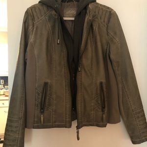 Bomber jacket, Size: Large. Color: Army Green